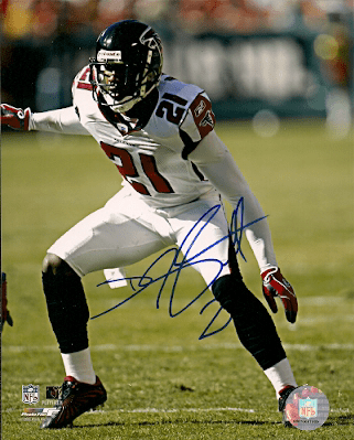 Autographed DEANGELO HALL 8X10 Atlanta Falcons photo