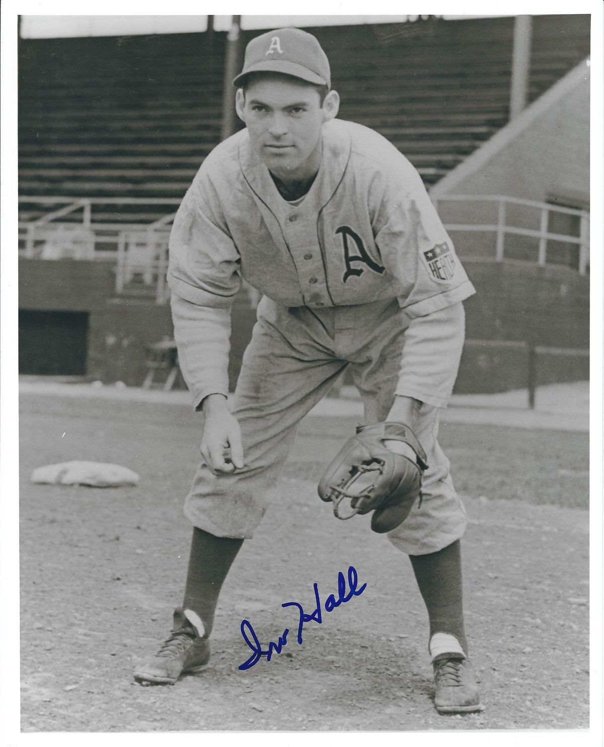 AUTOGRAPHED IRV HALL 8X10 Philadelphia A's Photo