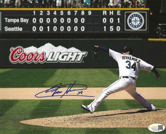 AUTOGRAPHED FELIX HERNANDEZ 8X10 Seattle Mariners Photo JSA