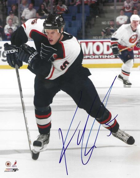 Autographed KIM JOHNSSON 8X10 Philadelphia Flyers Photo