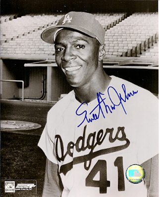 AUTOGRAPHED LOU JOHNSON 8x10 Los Angeles Dodgers photo