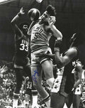 Autographed RICH JONES 8x10 San Antonio Spurs Photo