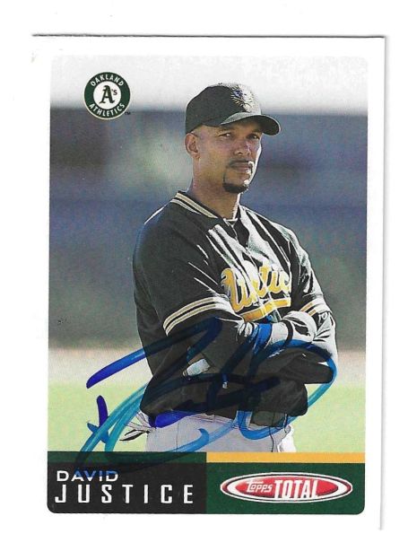 Autographed DAVID JUSTICE Oakland A's 2002 Topps Total Card