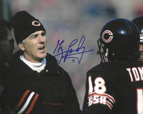 Autographed  GREG LANDRY 8X10 Chicago Bears photo