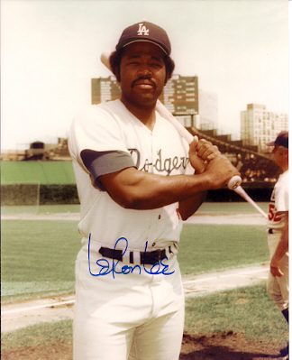 AUTOGRAPHED LERON LEE 8x10 Los Angeles Dodgers photo