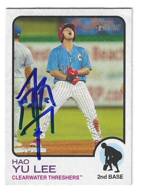 Autographed HAO YU LEE Clearwater Threshers 2022 Topps Heritage Minors Card #195