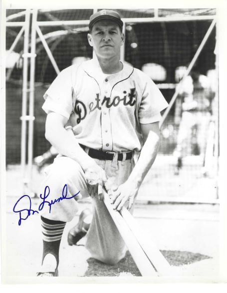 AUTOGRAPHED DON LUND 8x10 Detroit Tigers Photo