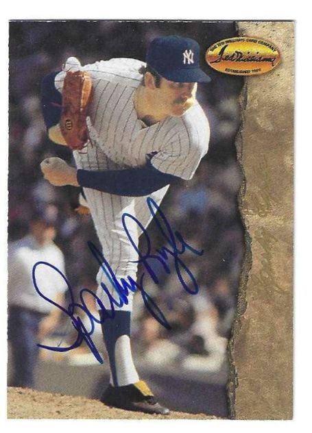 Autographed SPARKY LYLE New York Yankees 1994 Ted Williams Card Company Card