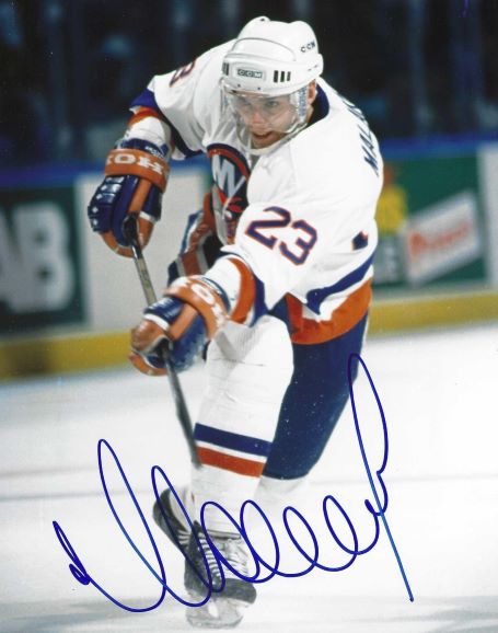 Autographed VLADIMIR MALAKHOV 8X10 New York Islanders Photo