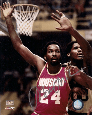 Autographed  MOSES MALONE 8x10 Houston Rockets  photo
