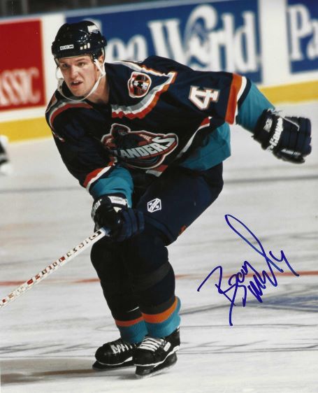 Autographed BRYAN MCCABE 8X10 New York Islanders Photo
