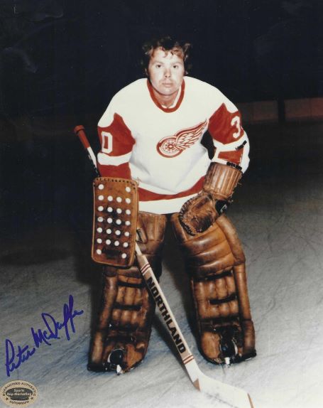 Autographed PETER MCDUFFE 8X10 Detroit Red Wings Photo