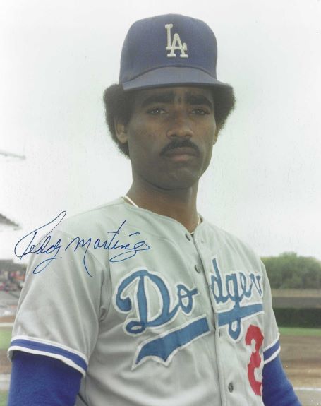AUTOGRAPHED TEDDY MARTINEZ 8X10 Los Angeles Dodgers photo