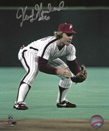 AUTOGRAPHED KEITH MORELAND 8x10 Philadelphia Phillies Photo