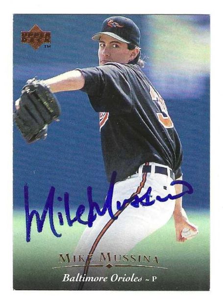 Autographed MIKE MUSSINA Baltimore Orioles 1995 Upper Deck Card