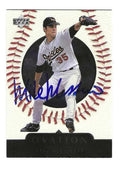 Autographed MIKE MUSSINA Baltimore Orioles 1999 Upper Deck Ovation Card