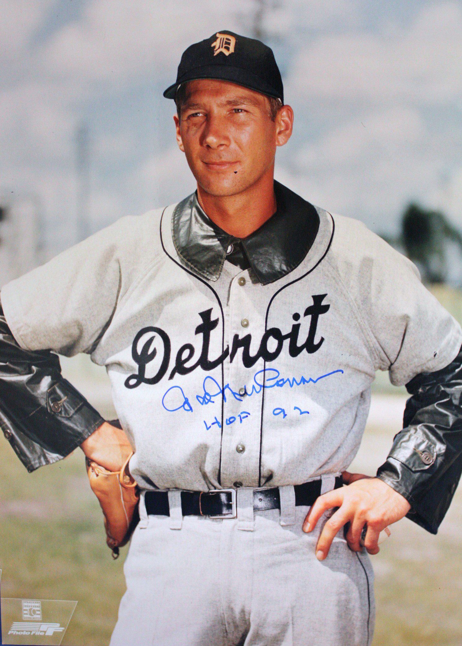 Autographed HAL NEWHOUSER 11X14 Detroit Tigers photo