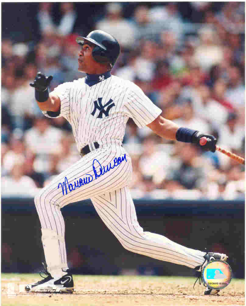 AUTOGRAPHED MARIANO DUNCAN 8x10 New York Yankees Photo