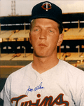 AUTOGRAPHED JIM OLLOM -  Minnesota Twins photo