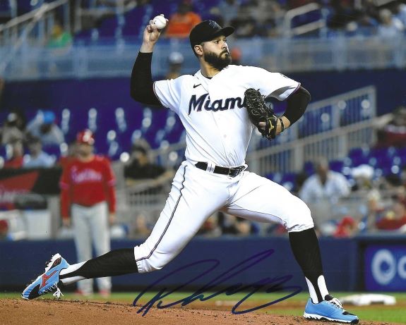 AUTOGRAPHED PABLO LOPEZ 8X10 Miami Marlins Photo