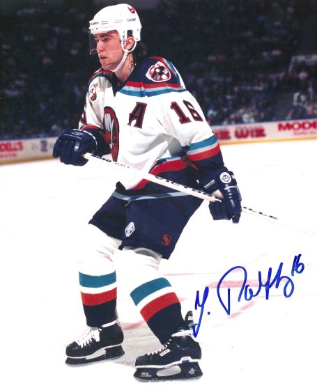 Autographed ZIGGY PALFFY 8x10 New York Islanders Photo