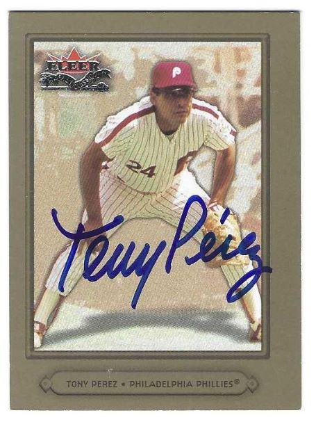Autographed TONY PEREZ Philadelphia Phillies 2002 Fleer Fall Classic Card