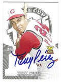 Autographed TONY PEREZ Cincinnati Reds 2005 Topps Rookie Cup Card