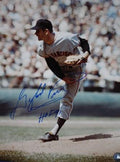 AUTOGRAPHED 16 x 20 GAYLORD PERRY San Francisco Giants  Photo
