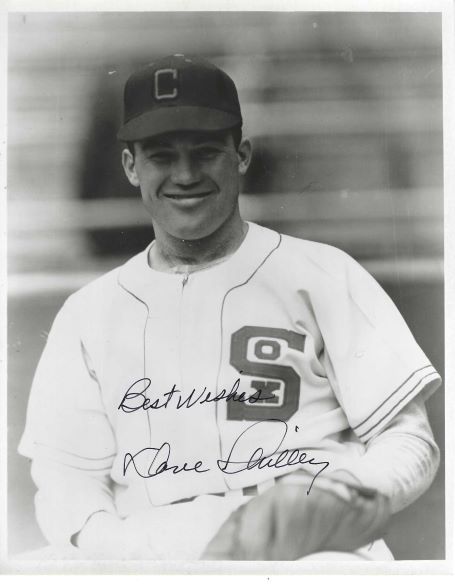 AUTOGRAPHED DAVE PHILLEY 8X10 Chicago White Sox Photo