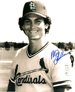 AUTOGRAPHED MIKE PHILLIPS 8x10 St. Louis Cardinals photo