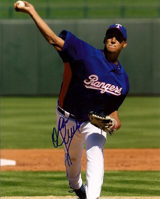 AUTOGRAPHED  photo OMAR POVEDA Texas Rangers