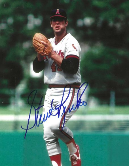 AUTOGRAPHED STEVE RENKO 8x10 California Angels Photo