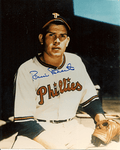 Autographed ROBIN ROBERTS - Philadelphia Phillies - Photo
