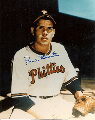 Autographed ROBIN ROBERTS - Philadelphia Phillies - Photo