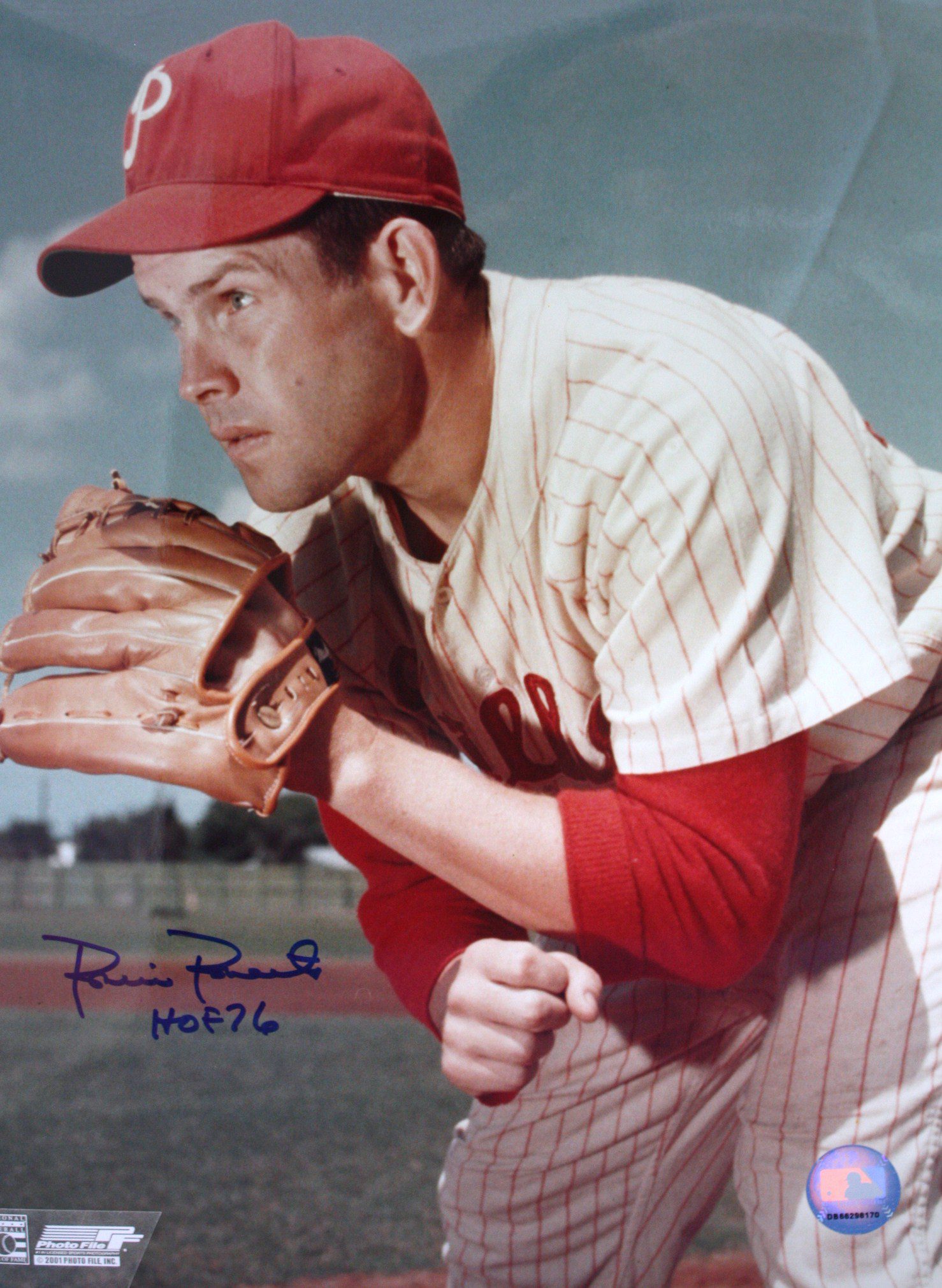 Autographed ROBIN ROBERTS 11 X 14 Philadelphia Phillies  photo