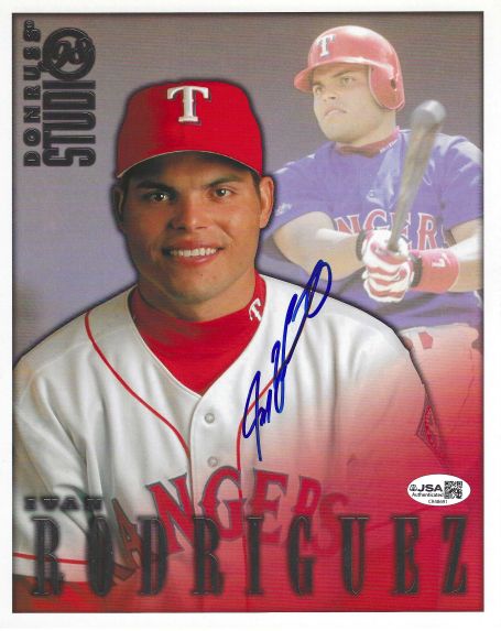 AUTOGRAPHED IVAN RODRIGUEZ 8X10 TEXAS RANGERS Donruss Studio Photo Card