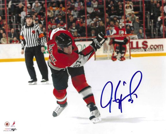 Autographed  JEREMY ROENICK 8X10 Philadelphia Flyers Photo