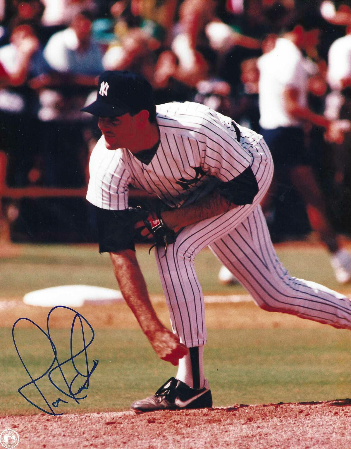 AUTOGRAPHED RON ROMANICK 8X10 New York Yankees Photo