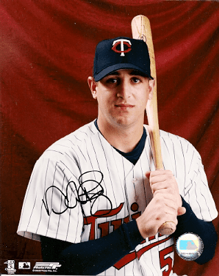 AUTOGRAPHED MIKE RYAN -  Minnesota Twins photo
