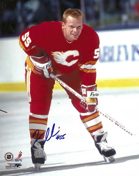 Autographed KEN SABOURIN 8X10 Calgary Flames Photo