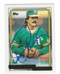 Autographed DENNIS ECKERSLEY Oakland A's 1992 Topps Card