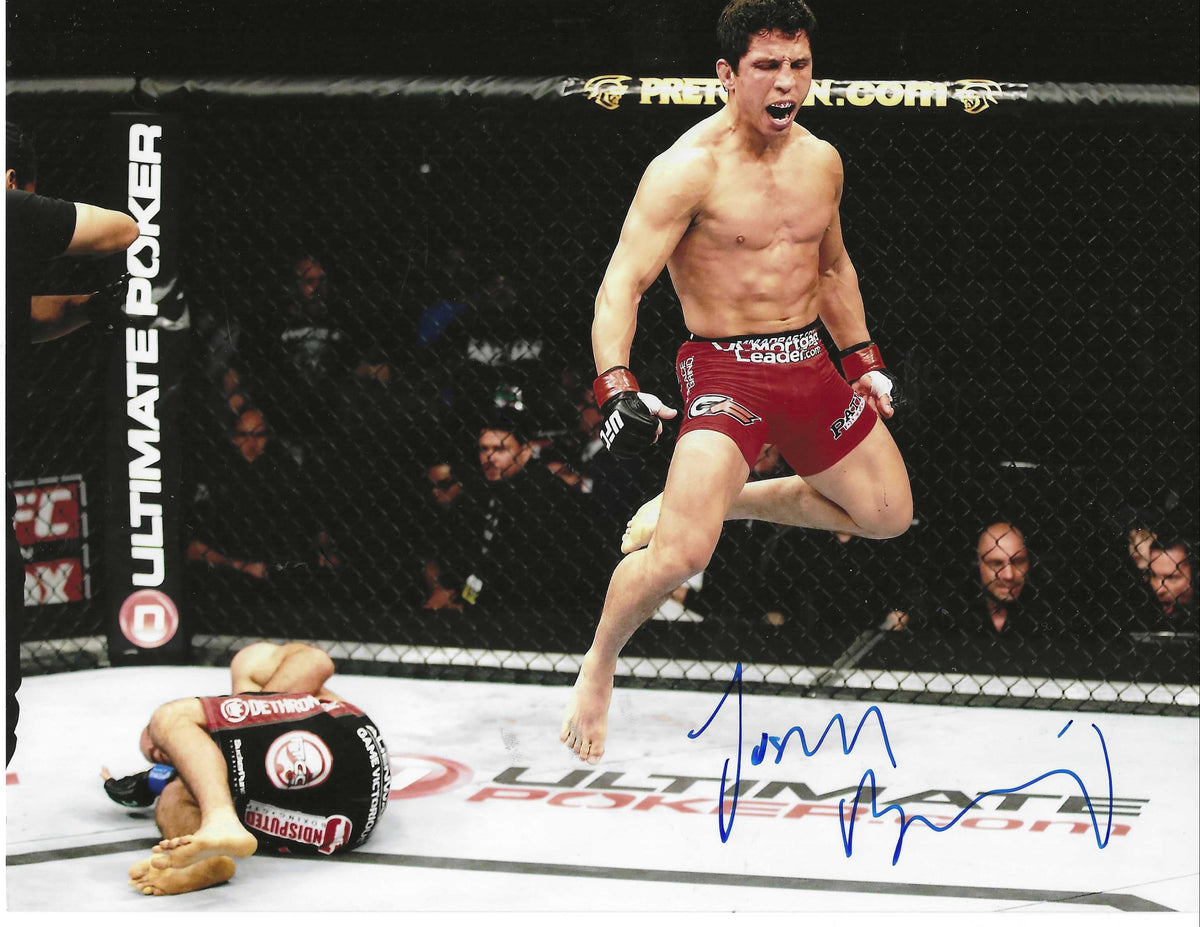 Autographed JOSEPH BENAVIDEZ UFC MMA 8x10 Photo