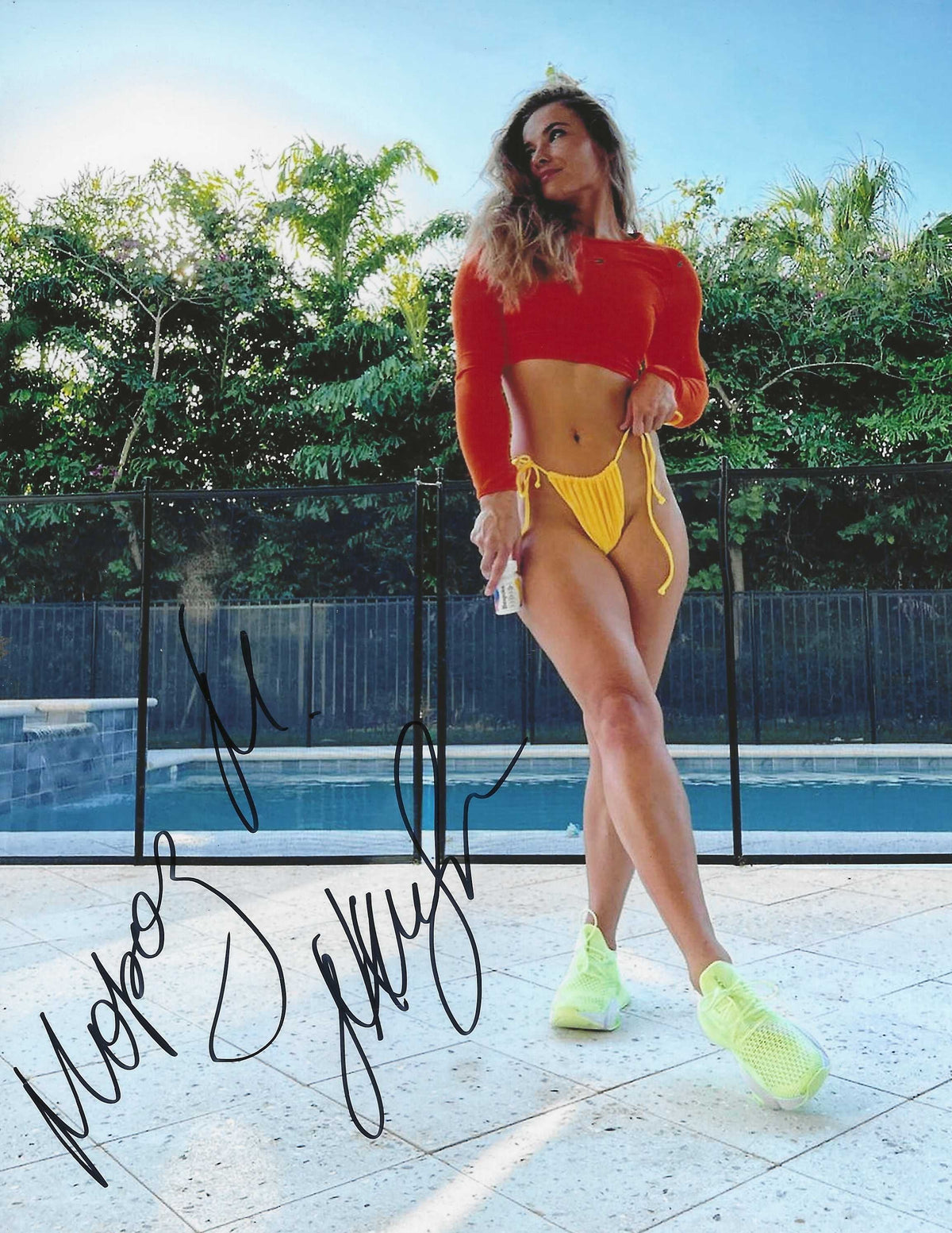Autographed MARYNA MOROZ UFC MMA TKO 8x10 Photo