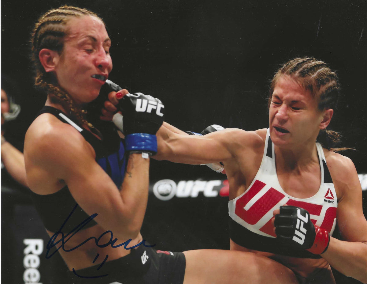 Autographed KAROLINA KOWALKIEWICZ UFC & MMA fighter 8x10 photo with COA