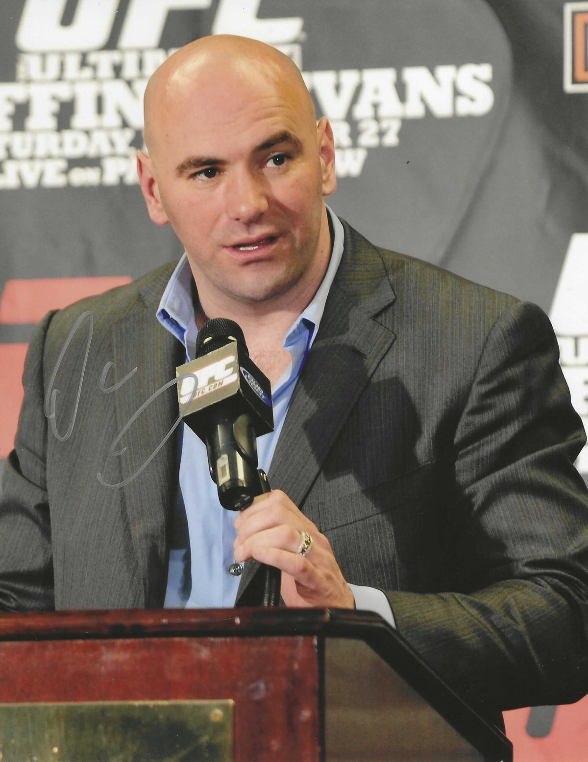 Autographed DANA WHITE UFC & MMA fighter 8x10 photo with COA