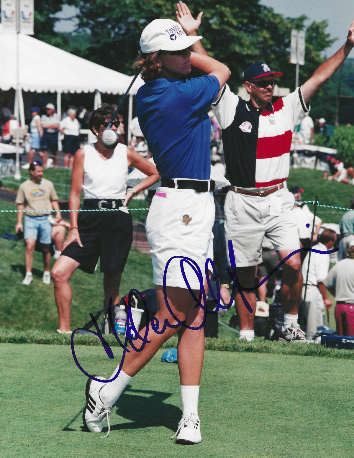 Autographed HELEN ALFREDSSON 8x10 LPGA Photo