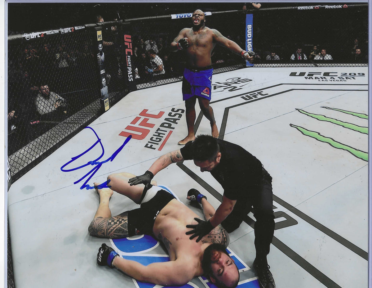 Autographed DERRICK LEWIS UFC & MMA fighter 8x10 photo with COA
