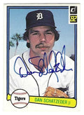 Autographed DAN SCHATZEDER Detroit Tigers 1982 Donruss card