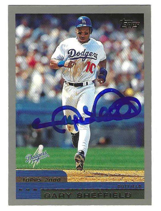 Autographed GARY SHEFFIELD Los Angeles Dodgers 2000 Topps Card