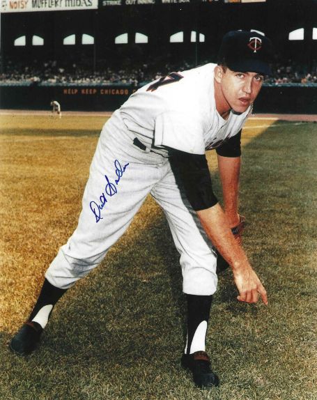 AUTOGRAPHED DWIGHT SIEBLER 8X10 Minnesota Twins photo